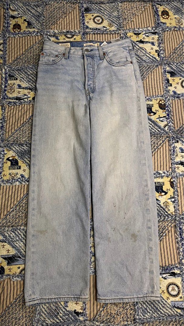 Levis Premium Buttonfly Pants (Category: Jeans) located in Cabuyao City. Submitted by kisyana (Listing ID 1460649550, Image 2). Description: .