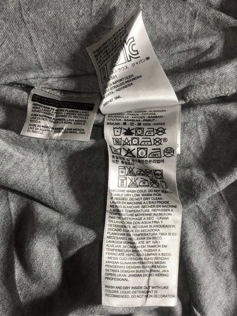 Levi's "The Ho-Dad" Graphic T-Shirt (Category: Tshirts & Polo Shirts ) located in Montevista. Submitted by rdthriftshub (Listing ID 1460661908, Image 3). Description: - Grey Levi's T-shirt - Fun 'The Ho-Dad' graphic print with a cartoon character on a motorcycle - Size: S/CH -Dimension:18x26 - Material: 100% Cotton - Ideal for casual wear - Care instructions available on tag.