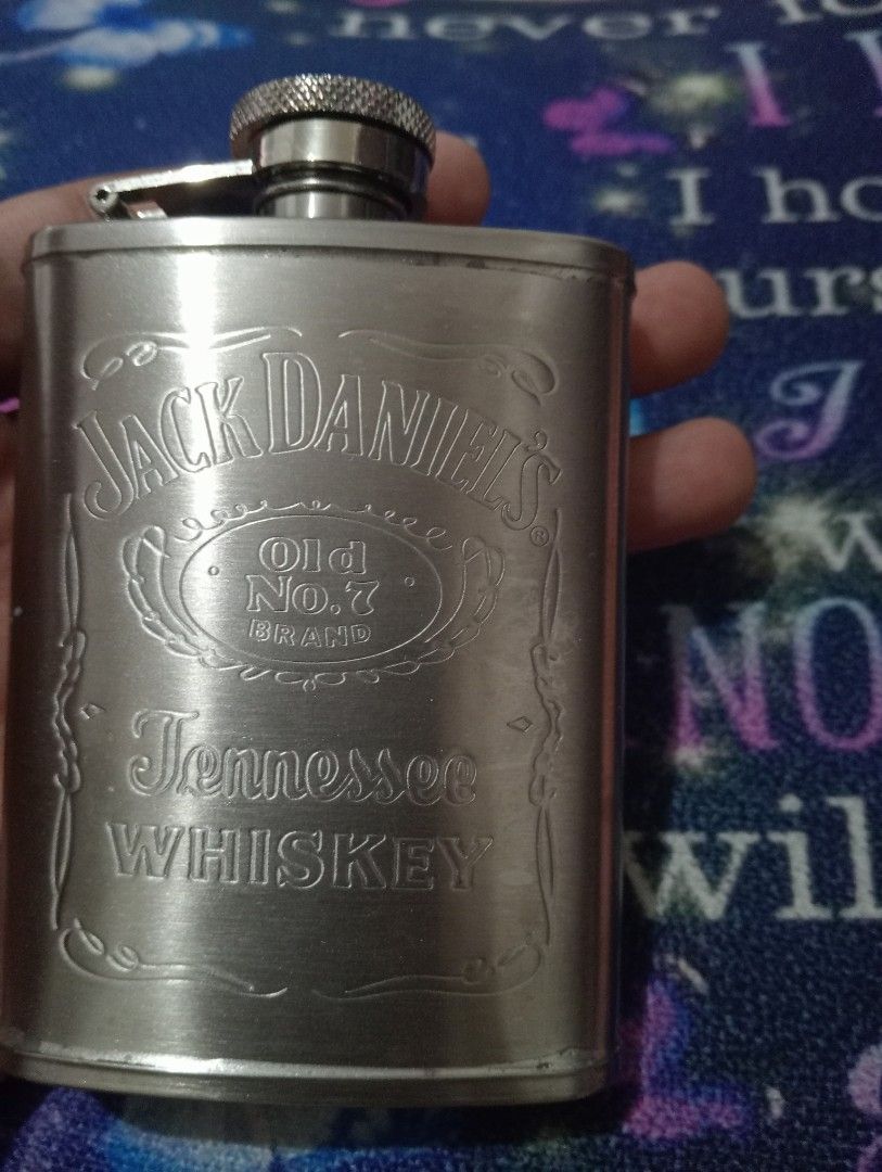 licensed Jack Daniel's stainless steel hip flask (Category: Wine Cellar & Storage) located in Batangas. Submitted by girlmeetspurple (Listing ID 1460527102, Image 2). Description: .