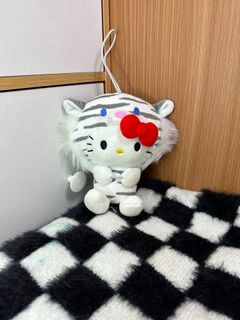 (Category: ) located in . Submitted by genie.fluff (Listing ID 1460708337, Image 1). Description: .