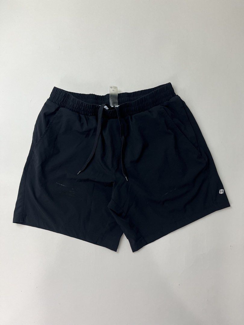 LINC Running Shorts (Category: Shorts) located in Makati City. Submitted by ufcknwthbst (Listing ID 1460552396, Image 1). Description: 16 inch length 9.5/10 condition See issue on last pic.