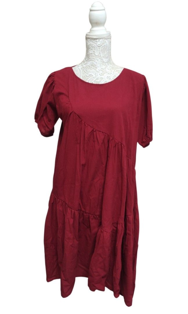 Linen Dress (Category: Dresses) located in General Trias. Submitted by yjcollections (Listing ID 1460631743, Image 2). Description: Material: Linen Color/s: 1- Green 1- Maroon Size: Can fit from Large -2XL Description: Round neck with linings (**No pockets) ________________________________________________________ Location: General Trias, Cavite Mode of payment: GCash Shipping: 🚚LBC (Shipping fee will depend on your location) 🛵Lalamove (for same