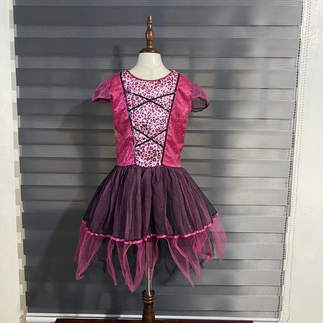 Little Sassy Cat (Category: Babies & Kids Fashion) located in Caloocan City. Submitted by discusonlineshop (Listing ID 1460642242, Image 1). Description: 6-7Y.