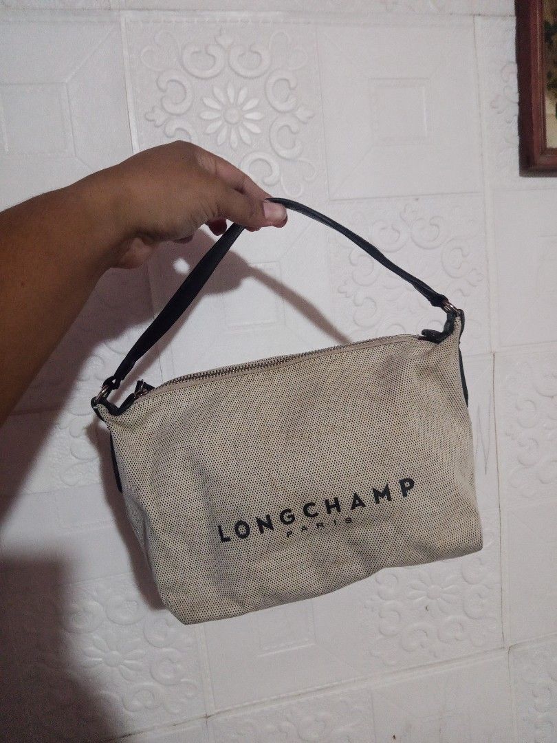Longchamp (Category: Shoulder Bags) located in Zamboanga. Submitted by alminajammang19 (Listing ID 1460649908, Image 1). Description: authentic Longchamp from Japan surplus.