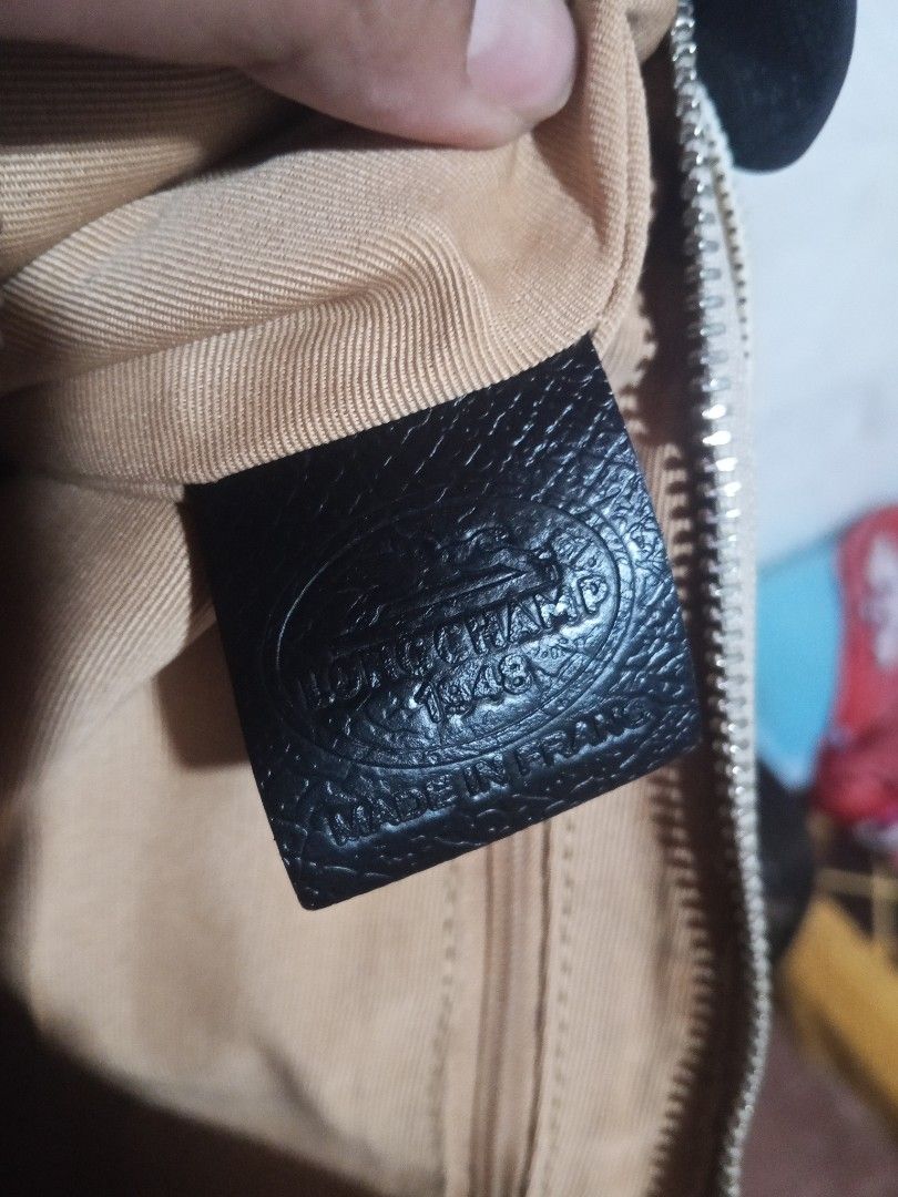 Longchamp (Category: Shoulder Bags) located in Zamboanga. Submitted by alminajammang19 (Listing ID 1460649908, Image 2). Description: authentic Longchamp from Japan surplus.