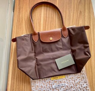 (Category: ) located in . Submitted by baglover1111 (Listing ID 1460655102, Image 1). Description: .