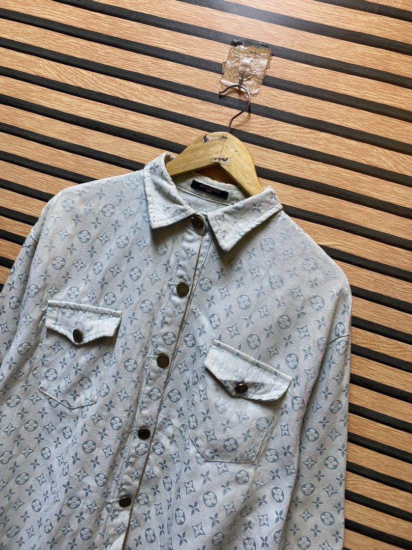LOUIS VUITTON BOTTOM DOWN DENIM JACKET (Category: Coats, Jackets and Outerwear) located in Makati City. Submitted by drip.poww (Listing ID 1460534651, Image 2). Description: - Authentic Louis Vuitton - Size: XL - Dimes: 24.5x29 - Authentic - Excellent condition - Need wash, fresh from bale - Material: 100% Cotton Please don’t expect too much—these are thrifted (ukay) items. 😊 !!STILL NEGOTIABLE!!.