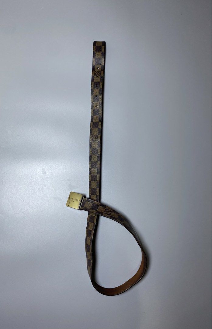 Louis Vuitton Damier Ebene Canvas Belt (Category: Belts) located in Makati City. Submitted by earnx_ (Listing ID 1460703790, Image 1). Description: Louis Vuitton Damier Ebene Canvas Belt - 38 Length - Authentic/Legit - Issue missing silver on front and Crackings.