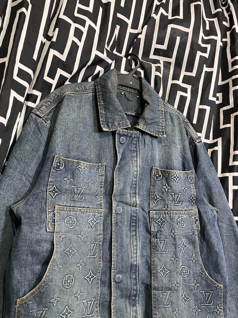 Louis Vuitton Denim Jacket (Category: Activewear) located in Manila. Submitted by bibiiii131998 (Listing ID 1460556197, Image 2). Description: Louis Vuitton Denim Jckt Mine 2500 Details W23 L27 Large Loc.Baclaran Paranaque.