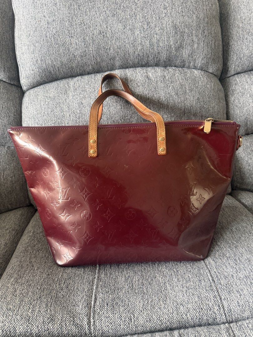 Louis Vuitton Monogram Vernis Alma PM Burgundy (Category: Luxury Bags & Wallets) located in Makati City. Submitted by dgcurated09 (Listing ID 1460596366, Image 2). Description: - Authentic Louis Vuitton Alma PM bag - Color: Burgundy patent leather - Features embossed monogram pattern - Leather handles show some signs of wear - Smooth zipper closure - A timeless LV tote design.