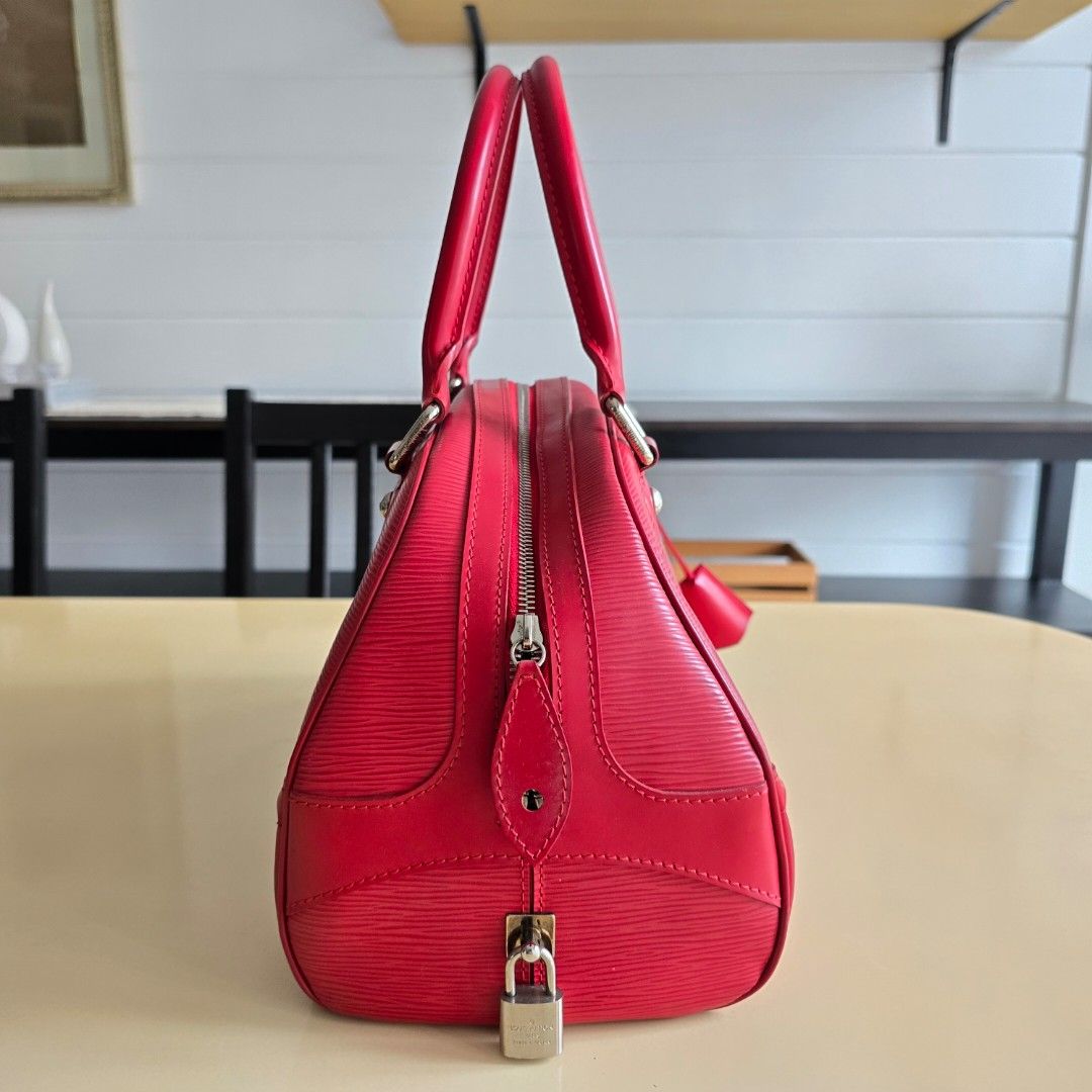 Louis Vuitton Bowling Montaigne PM Epi Red (Category: Luxury Bags & Wallets) located in Paranaque City. Submitted by portodimoda (Listing ID 1460573859, Image 2). Description: AUTHENTIC AND AVAILABLE!!! It has some signs of usage. interior needs cleaning NO INCLUSIONS .