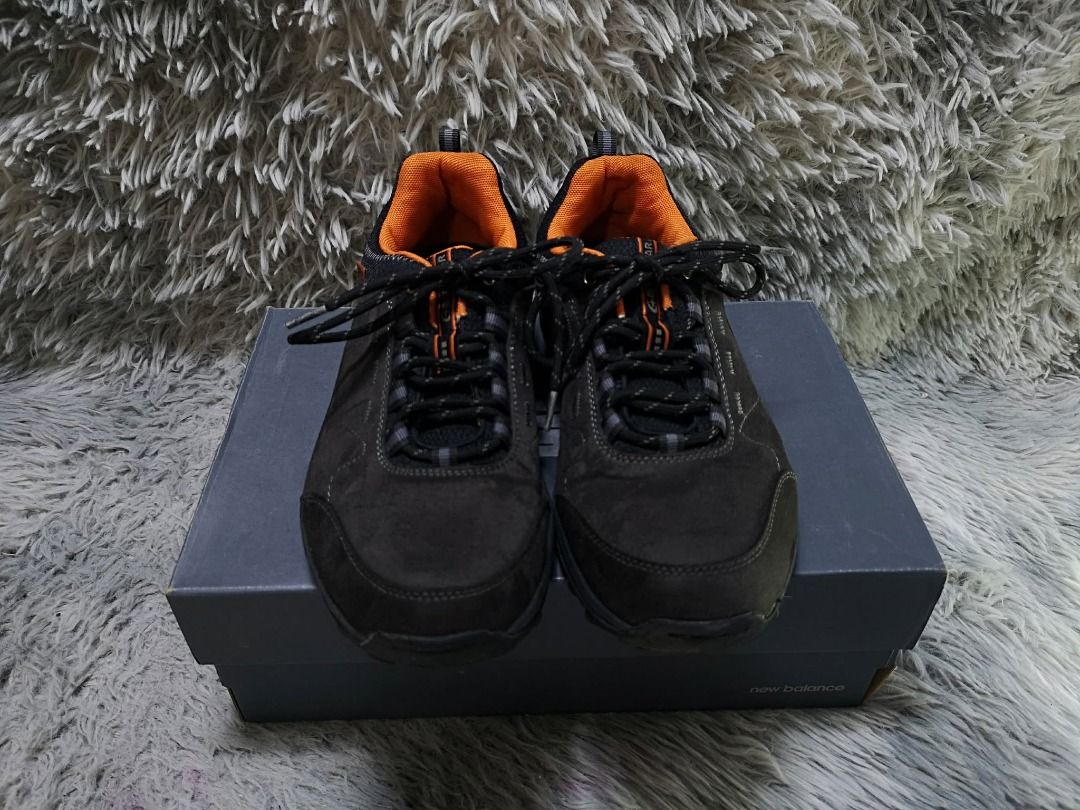 Low Cut Orange Inner Lining Sneaker (Category: Sneakers) located in Santa Cruz. Submitted by jmy_surplus.2 (Listing ID 1460577029, Image 1). Description: Size ; 25cm Color ; Black Type ; Sneaker Brand ; No Brand Material ; Rubber Style ; Low Top lace Sneaker Shoes JMA JMY 1 Batch #219.