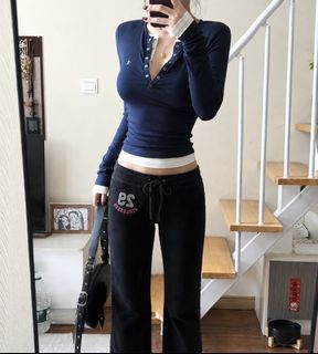 (Category: ) located in . Submitted by mia.intimates (Listing ID 1460632641, Image 1). Description: .