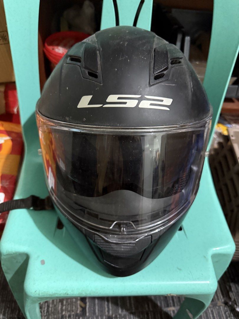 LS2 Full Face Motorcycle Helmet (Category: Helmets and other Riding Gears) located in Mandaluyong City. Submitted by girlie1968 (Listing ID 1460507779, Image 1). Description: - LS2 Full Face Helmet - Color: Black - Clear Visor - Minor scuffs and dust from storage - Ready for a new owner - Please check photos for exact condition.