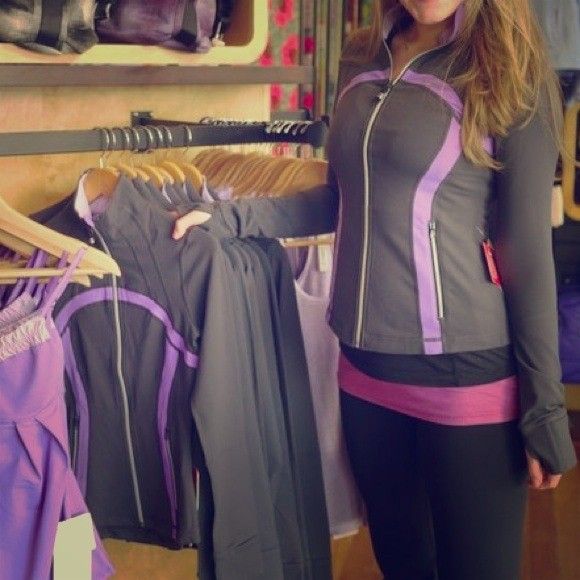 Lululemon jacket long sleeve bundle (Category: Activewear) located in Taguig. Submitted by nextflip (Listing ID 1460509701, Image 3). Description: jacket and long sleeve size 6 fits 6-8 jacket excellent condition green - cracked lulu logo.