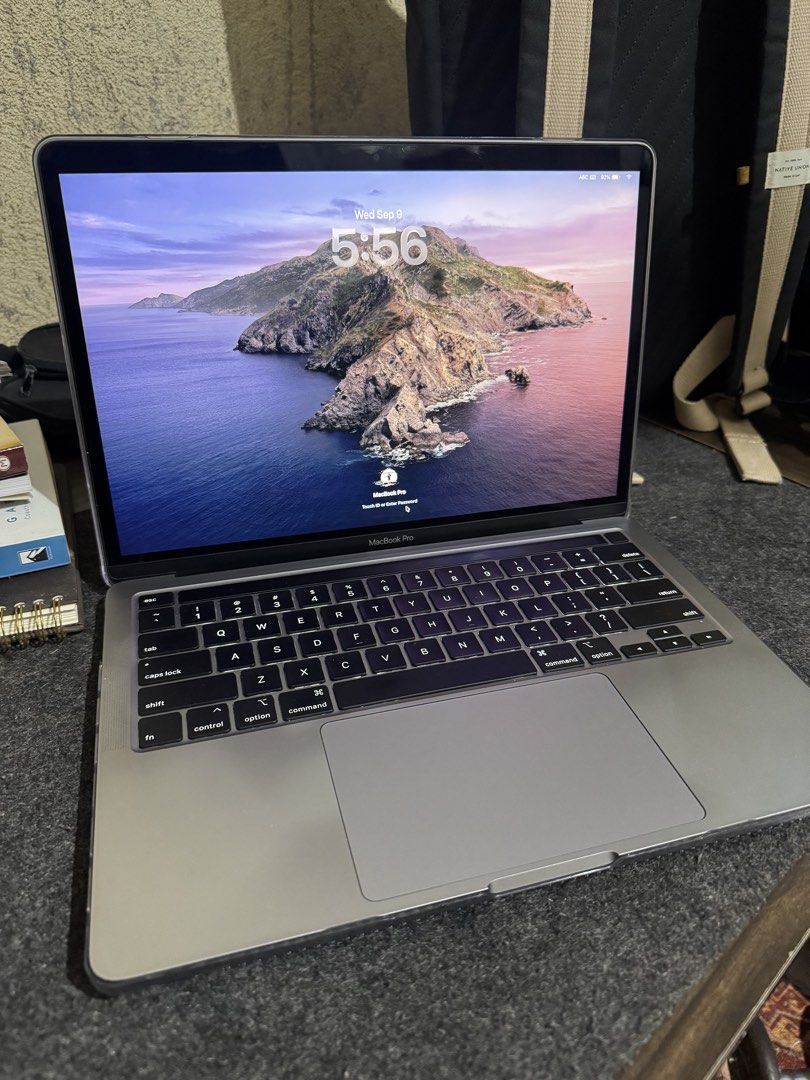 Macbook Pro I7 32 Gb Ram (Category: Laptops & Notebooks) located in Batangas. Submitted by thriftxcross (Listing ID 1460609840, Image 1). Description: .