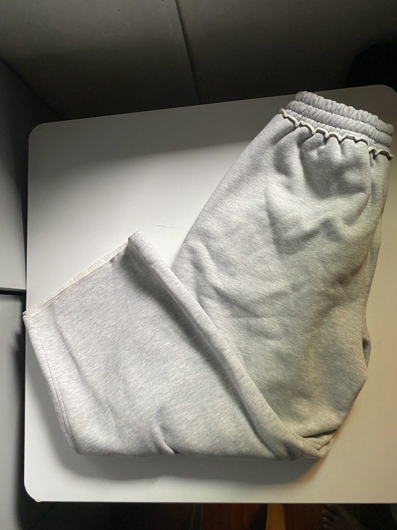 Made in MNL Gray Sweatpants (Category: Joggers) located in Santa Rosa. Submitted by ifuknow_uknow (Listing ID 1460670375, Image 1). Description: -Dimes: L:39” Waist:15” Leg Opening: 11” -Issues: stains (can be washed) -Color may vary due to lighting.