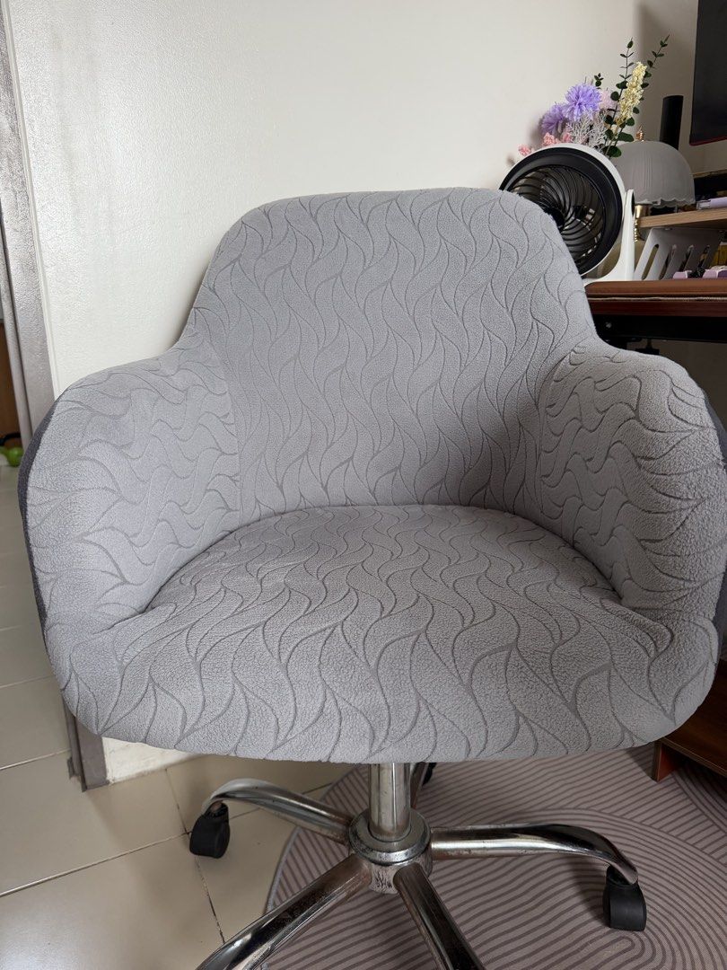 Mandaue Office Chair + Cover (Category: Office Furniture & Fixtures) located in Manila. Submitted by ko2026 (Listing ID 1460528752, Image 1). Description: FOR SALE: Mandaue Foam Office Chair 🪑 Used but well-maintained and in good condition. Perfect for a WFH or study setup. Price: ₱3,000 📍 Meet-up: Valenzuela or Ortigas 🚚 Shipping available at buyer’s expense 📸 Actual condition shown in photos PM if interested..