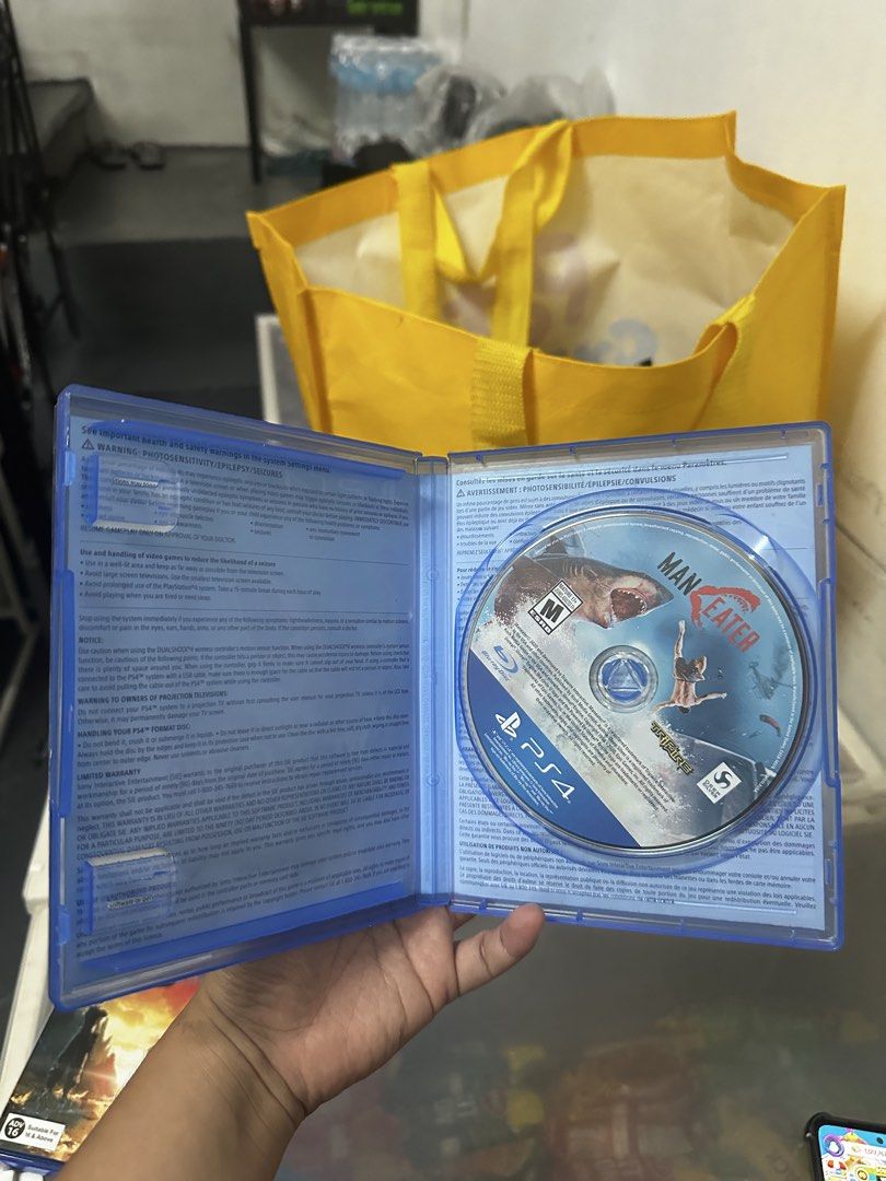 Maneater PS4 / PS5 Game (Category: PlayStation) located in Cavite. Submitted by debbieafrica (Listing ID 1460714355, Image 2). Description: - Game: Maneater - Platform: PlayStation 4 - Genre: Open-world action - Role: Play as a shark - Gameplay: Explore waters, evolve into the ultimate predator - Rating: M for Mature.