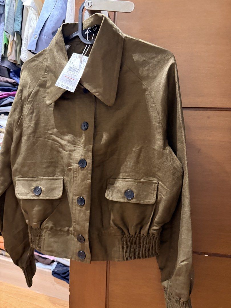 Mango Buttons linen blend Jacket (Category: Coats, Jackets and Outerwear) located in Marikina City. Submitted by nicasandoval (Listing ID 1460625325, Image 3). Description: bnew with tag original price 4,995.