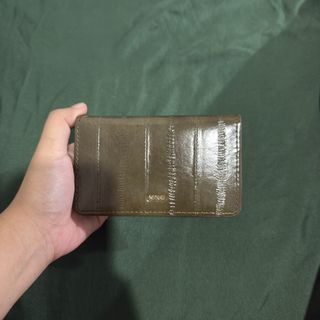 (Category: ) located in . Submitted by apeachwa (Listing ID 1460511069, Image 1). Description: .