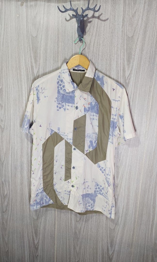 Marithe + Francois + Girbaud (Category: Tshirts & Polo Shirts ) located in Milaor. Submitted by lootinout (Listing ID 1460577700, Image 1). Description: Marithe + Francois + Girbaud ✅Size: L ✅Width: 21 ✅Length: 28.5 ✅Color Rate: 9/10 ✅Issue: Minimal Stain ✅Need Wash ✅Location: Bicol Naga City, Camarines Sur ✅Courier: J&T Express/Flash Express ✅MOP: Gcash only.