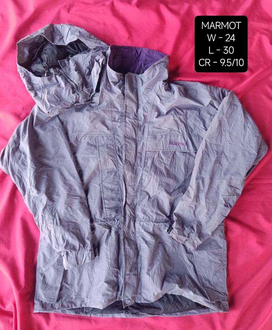 MARMOT GORETEX OUTDOOR JACKET (Category: Coats, Jackets and Outerwear) located in Bulacan. Submitted by moybilog (Listing ID 1460551394, Image 1). Description: .