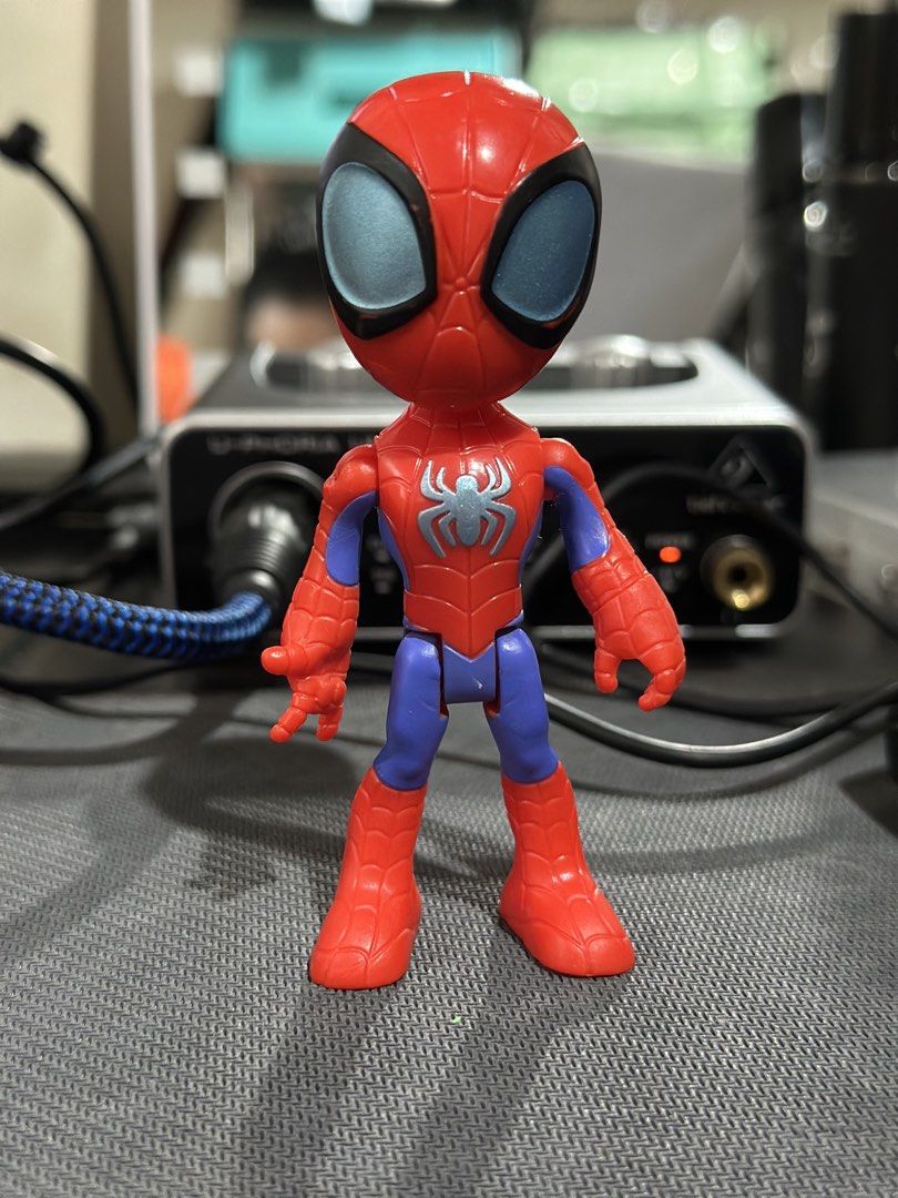 Marvel Spider-Man Action Figure Toy hasbro (Category: Figurines & Statues) located in Daet. Submitted by thrifthings2018 (Listing ID 1460593768, Image 1). Description: - Adorable Chibi-style Spider-Man action figure - Classic red and blue suit with web pattern - Approximately 5-6 inches tall - Ideal for collectors and kids' playtime.