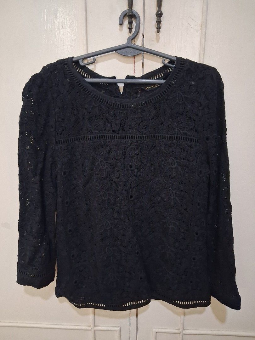 Massimo Dutti Black Lace Button-Up Long Sleeve Blouse (Category: Blouses) located in Santa Maria. Submitted by bax19 (Listing ID 1460583935, Image 1). Description: - Brand: Massimo Dutti - Color: Black - Material: Lace - Style: Button-up blouse - Sleeves: Long sleeves - Details: Floral pattern with cut-out details on neckline, cuffs, and hem - Versatility: Perfect for layering or wearing on its own, dress up or down.