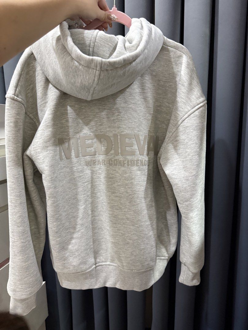 Medieval Sweater Gray (Category: Coats, Jackets and Outerwear) located in General Trias. Submitted by fellasunshine (Listing ID 1460643338, Image 2). Description: - no flaws size small to medium - lalamove or j&t.