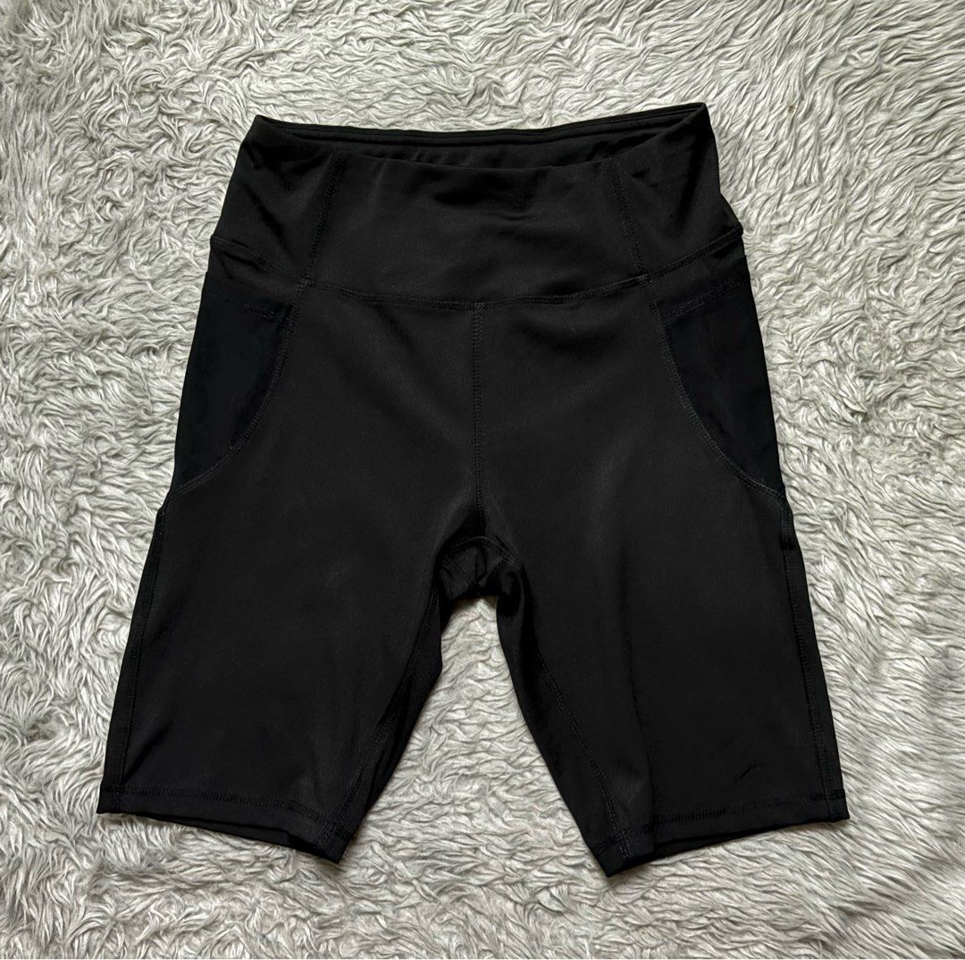 MEDIUM CYCLING SHORTS FOR WOMEN (Category: Activewear) located in Valenzuela. Submitted by highyahigh_thriftshop (Listing ID 1460649464, Image 3). Description: MEDIUM CYCLING SHORTS FOR WOMEN Excellent condition from US 200 each LOCATION: Valenzuela City Courier: JnT (Nationwide shipping) No rush shipping MOP: Gc@sh or B@nk tr@nsfer only .