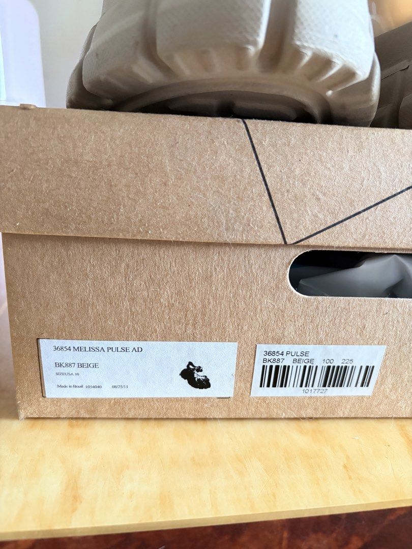 MELISSA PULSE SANDALS (Category: Flats & Sandals) located in General Trias. Submitted by dyenine (Listing ID 1460583943, Image 3). Description: - Melissa Pulse Sandals - Color: Beige - Size: USA 10 - Chunky platform sole - Comes with original box.