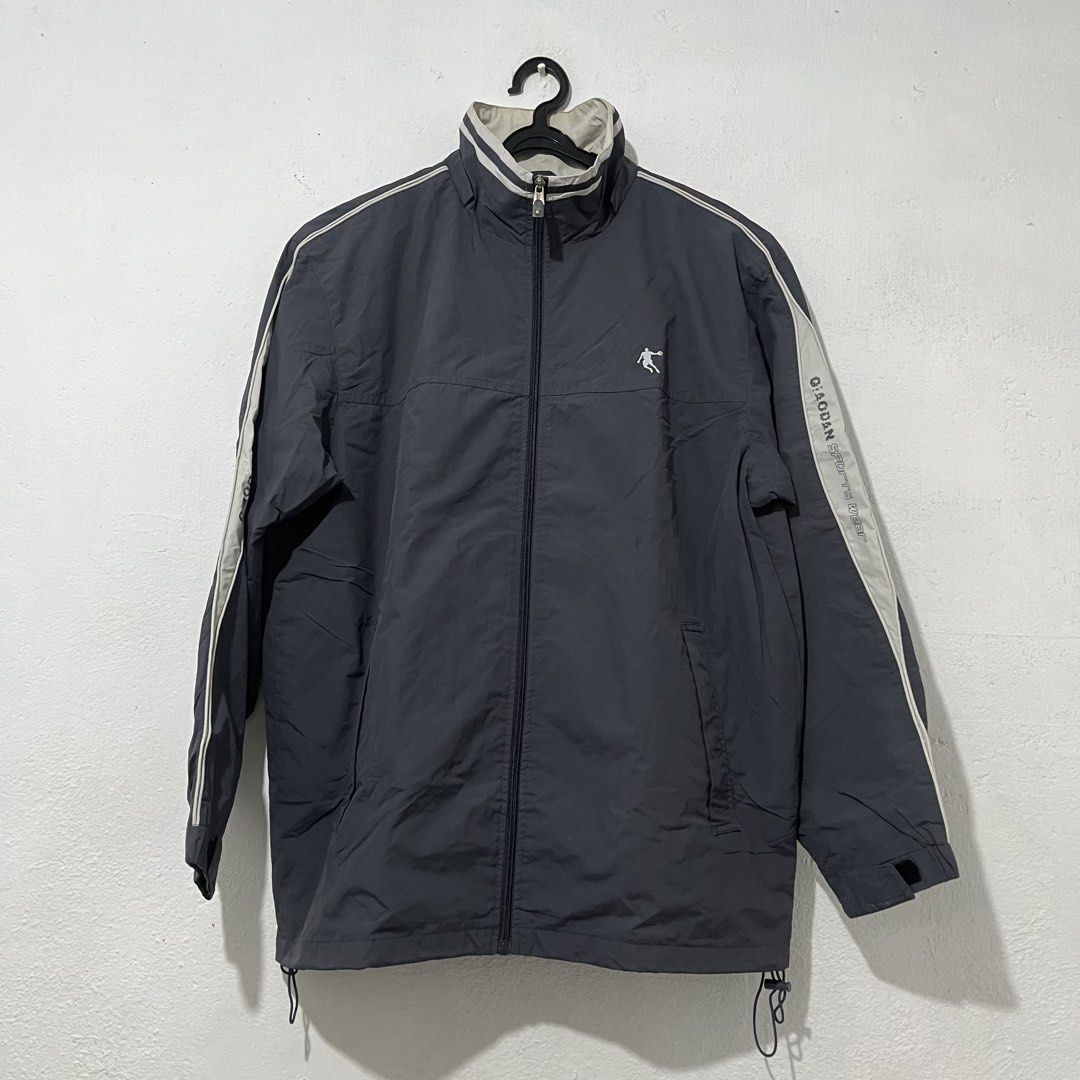 Men's Full Zip Jacket [Large] (Category: Coats, Jackets and Outerwear) located in Quezon City. Submitted by jpsstore (Listing ID 1460580525, Image 1). Description: Size: Large Width: 23" Length: 26" Sleve: 22" MOP: Gcash SHIPPING: J&t | Lalamove.