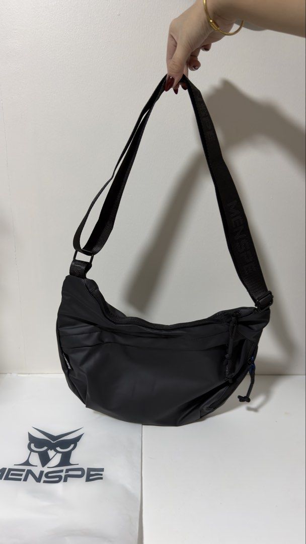 Menspe shoulder bag (Category: Belt bags, Clutches and Pouches) located in Tarlac. Submitted by mileeeesss (Listing ID 1460631856, Image 2). Description: ❗️payment first policy ❗️ Menspe large capacity shoulder bag Selling for: 299 og price: 502 Why selling cheaper? • Super dami kong tambak, need na ma-dispose (affiliate si seller) • Video available — ginawan ko lang rin ng video para mapromote Payment & Delivery: • MOP: GCash • Meet-up: Teresa T