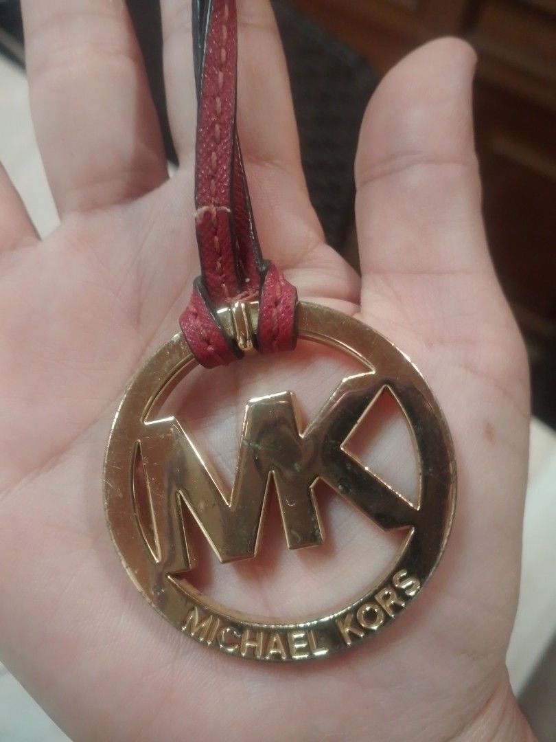 Kipling orig (Category: Luxury Bags & Wallets) located in Manila. Submitted by annemil_1984 (Listing ID 1460639778, Image 3). Description: Kipling hangtag mk hangtag coach hangtag all original.
