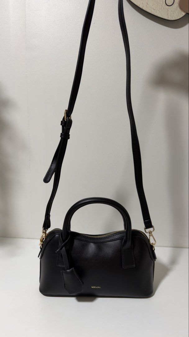 Mikana horona bag (Category: Cross-body Bags) located in Tarlac. Submitted by mileeeesss (Listing ID 1460632775, Image 2). Description: ❗️payment first policy ❗️ Mikana hirona bag Selling for: 499 og price: 959 Why selling cheaper? • Super dami kong tambak, need na ma-dispose (affiliate si seller) • Video available — ginawan ko lang rin ng video para mapromote Payment & Delivery: • MOP: GCash • Meet-up: Teresa Tibag, Fiesta San Rafael, Tarlac Cit