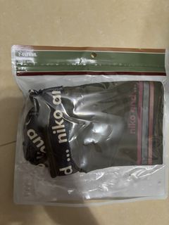 （分類：）位於 。 由 poohlovepooh 提交（商品編號 1460517830，圖片 1）。簡介： 。