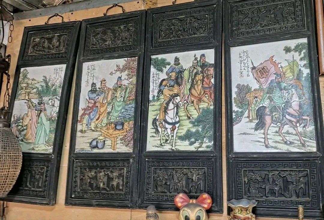 Ming dynasty painting (Category: Frames & Pictures) located in Paranaque City. Submitted by elijahromera (Listing ID 1460663104, Image 1). Description: MING DYNASTI PAINTING WOOD FRAME PORCELAIN MAIN PAINTING.