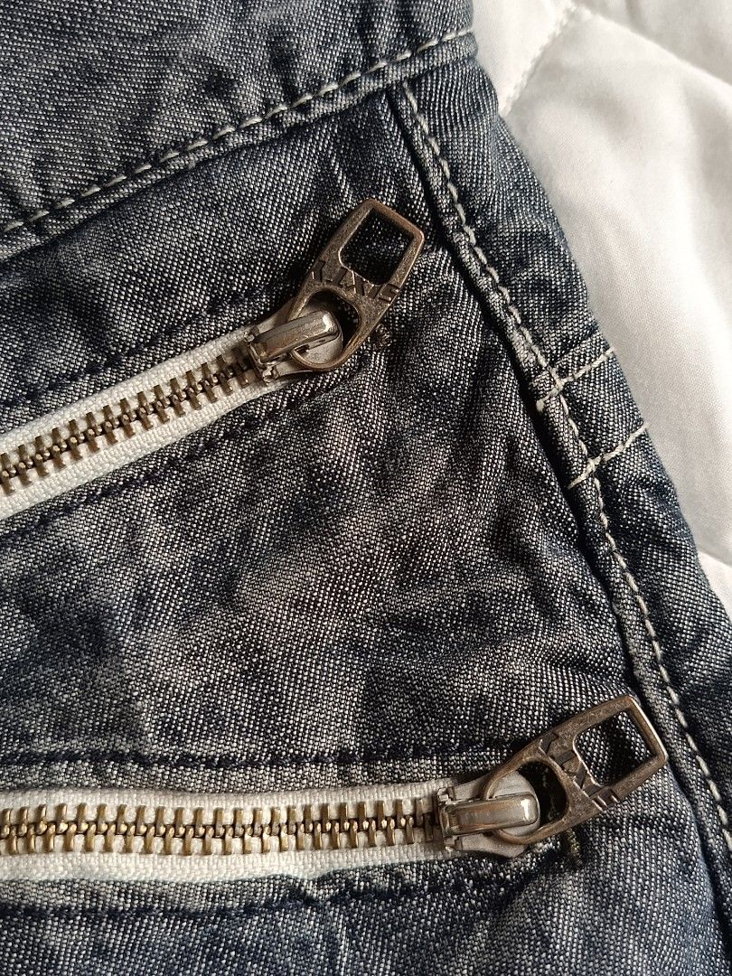 Miss Sixty Denim Shorts Size 26 (Category: Shorts) located in Cebu City. Submitted by vionchan (Listing ID 1460552488, Image 3). Description: - Miss Sixty Denim Shorts - Size: 26-30 - Color: Dark Wash - Details: White stitching, zippered front pockets - Closure: Button and zip - Material: 100% Cotton - Style: Casual wear.