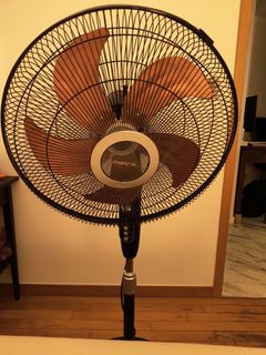 (Category: ) located in . Submitted by downsizing1100 (Listing ID 1460642587, Image 1). Description: .