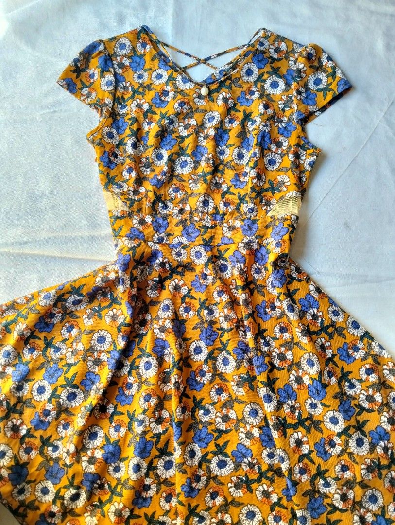 Mix Dress For Take All! (Category: Dresses) located in Agdangan. Submitted by vwearclo143 (Listing ID 1460630564, Image 2). Description: Mix Dress For Take All!.