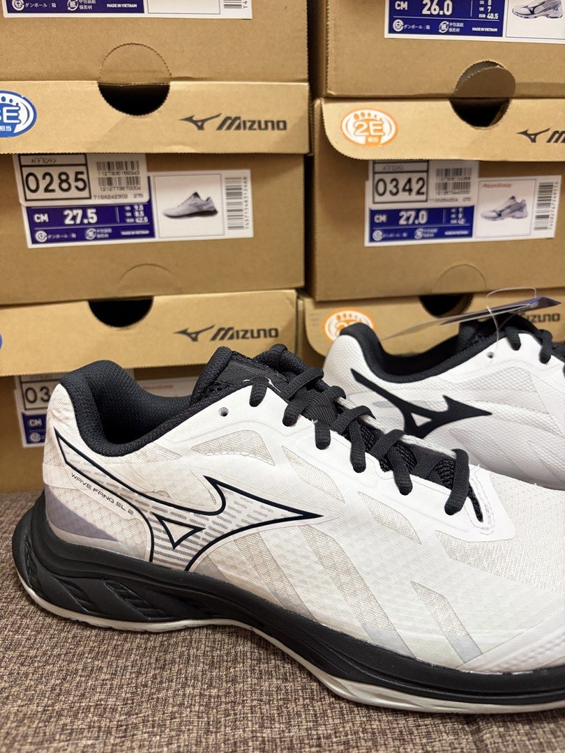 Mizuno wave fang 2 (Category: Sneakers) located in Pasig City. Submitted by chamoisee (Listing ID 1460540658, Image 2). Description: Mizuno wave fang 2 avail in size 8.5, 9 and 9.5 US MENS DM FOR FASTER TRANSACTION 📩.
