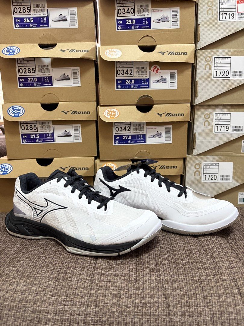Mizuno wave fang 2 (Category: Sneakers) located in Pasig City. Submitted by chamoisee (Listing ID 1460540658, Image 1). Description: Mizuno wave fang 2 avail in size 8.5, 9 and 9.5 US MENS DM FOR FASTER TRANSACTION 📩.