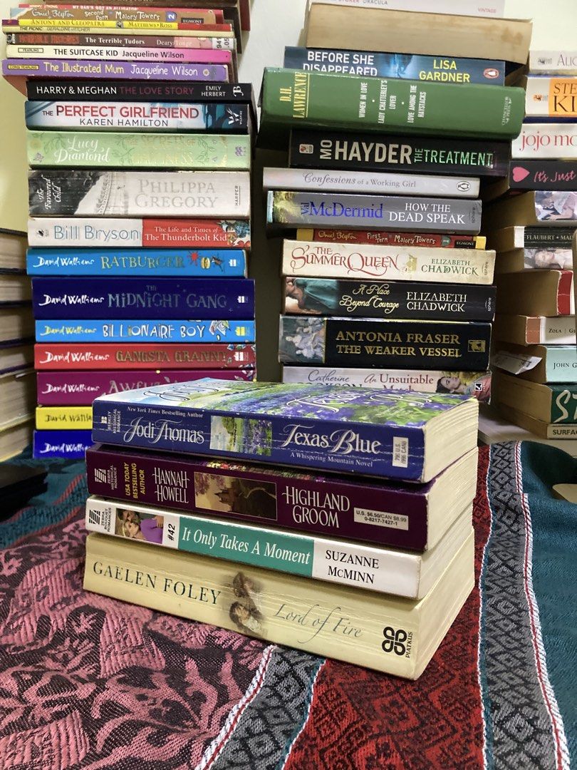 MMPB CLEARANCE BUNDLE (Category: Storybooks) located in Manila. Submitted by kreserie (Listing ID 1460692769, Image 2). Description: ୨୧ ˚₊‧ NEW ARRIVAL! ‧₊˚ ୨୧ 🎀 MMPB ROMANCE/HISTORICAL Books 🎀 Calling all bookworms! 🧸📖✨ A little collection of mmpb romance is now up for grabs! 💌 ♡ ₱120 for the BUNDLE — get all 4!🎀 📚 AVAILABLE BOOKS: ୨୧ Gaelen Foley - Lord Of Fire ୨୧ Hannah Howell - Highland Groom ୨୧ Jodi Thomas - Texas Blue ୨୧ Suzanne McMi