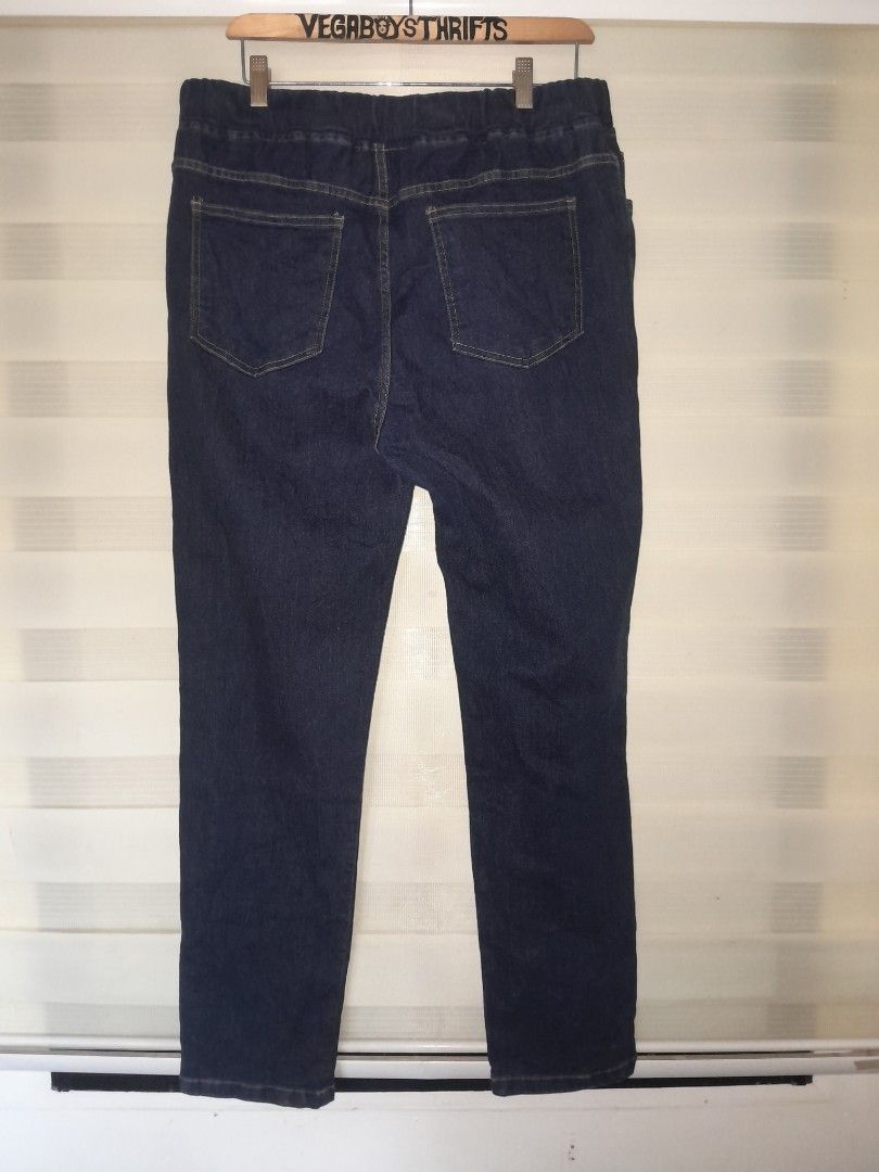 MONCLER GARTERIZED JEANS (Category: Luxury Apparel) located in Alburquerque. Submitted by zkethrifter (Listing ID 1460575440, Image 2). Description: NO.ISSUE.