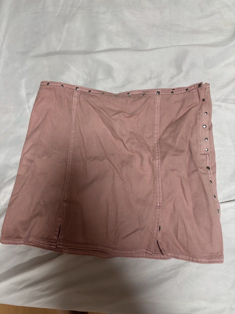 Monki Pink Studded Denim Skirt (Category: Skirts) located in Quezon City. Submitted by hscherryy (Listing ID 1460557778, Image 1). Description: .