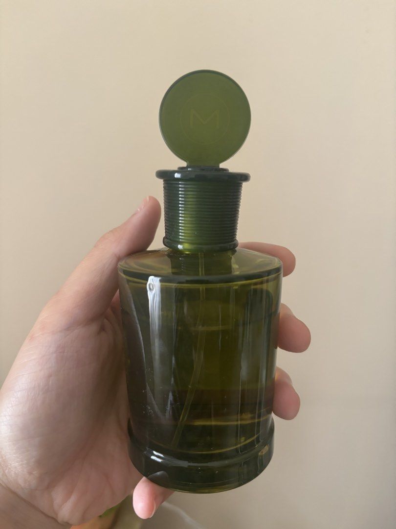 Monotheme Yuzu Eau de Toilette (Category: Fragrance & Deodorants) located in Quezon City. Submitted by saturngarden (Listing ID 1460522736, Image 2). Description: Monotheme Yuzu 80% remaining Photorealistic yuzu and verbena Very fresh and nice but not reaching for it anymore! Bought last March at Robinson’s .