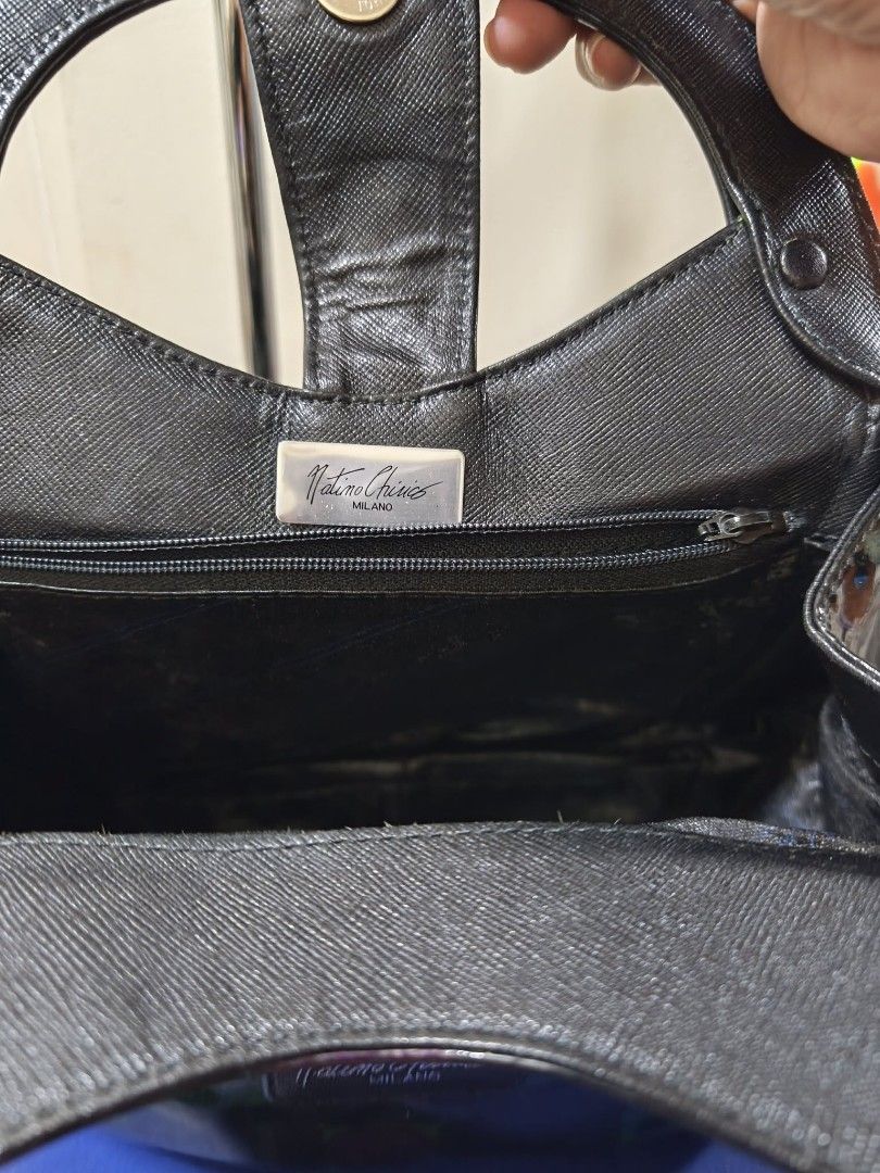 Natino Chiuico Milano (Category: Purses & Pouches) located in Quezon City. Submitted by daisyuy1979 (Listing ID 1460595493, Image 3). Description: .