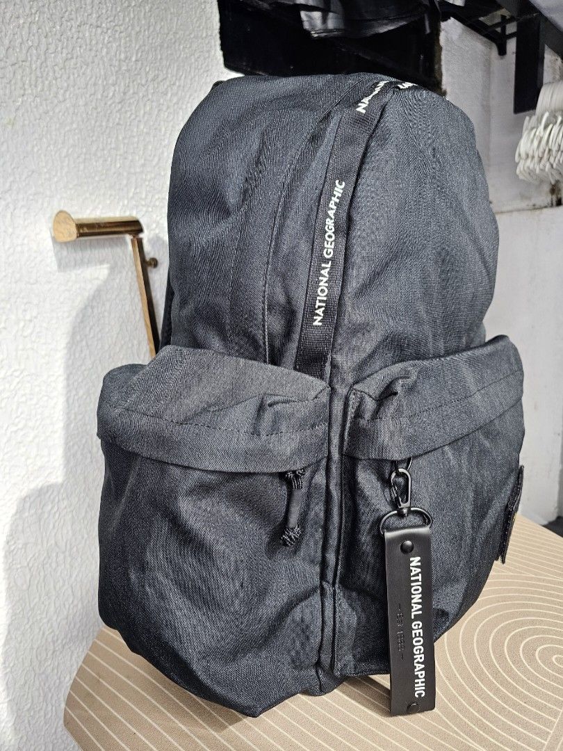 National Geographic (Category: Backpacks) located in Baguio. Submitted by kayeonlineshop (Listing ID 1460559695, Image 3). Description: National Geographic Measurements L- 47cm W-49cm.