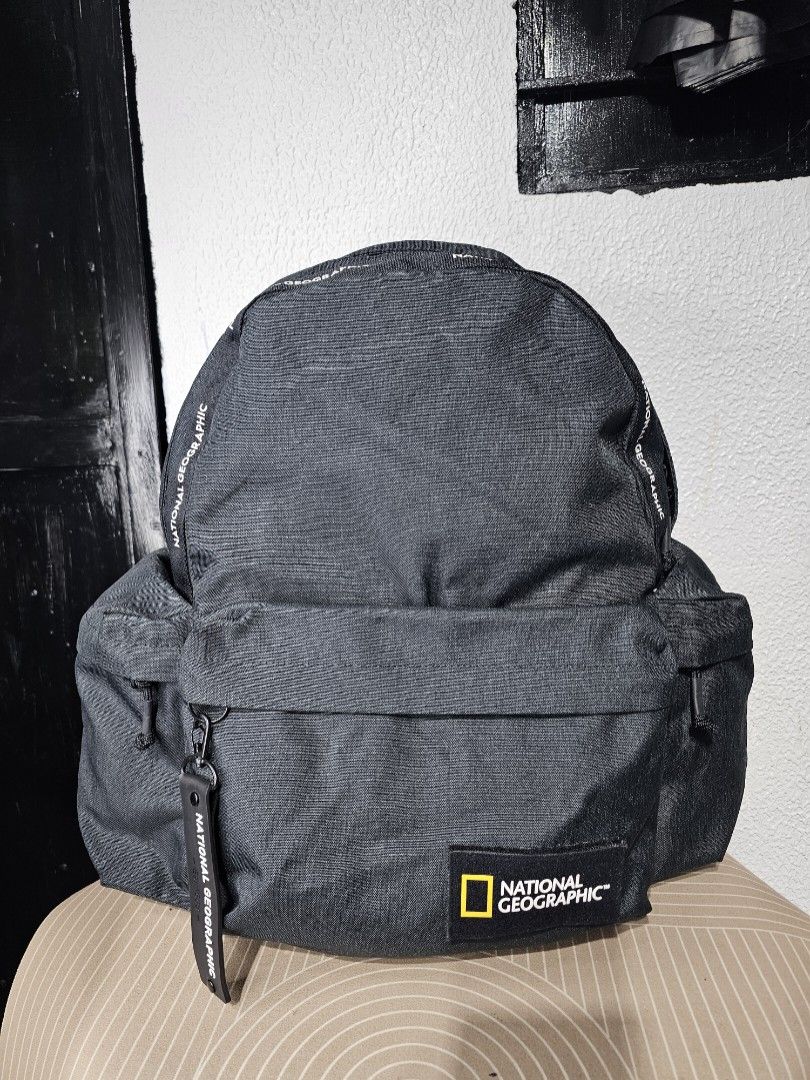 National Geographic (Category: Backpacks) located in Baguio. Submitted by kayeonlineshop (Listing ID 1460559695, Image 1). Description: National Geographic Measurements L- 47cm W-49cm.